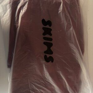 SKIMS Classic Fleece Pant in Merlot – Small – BNWT
